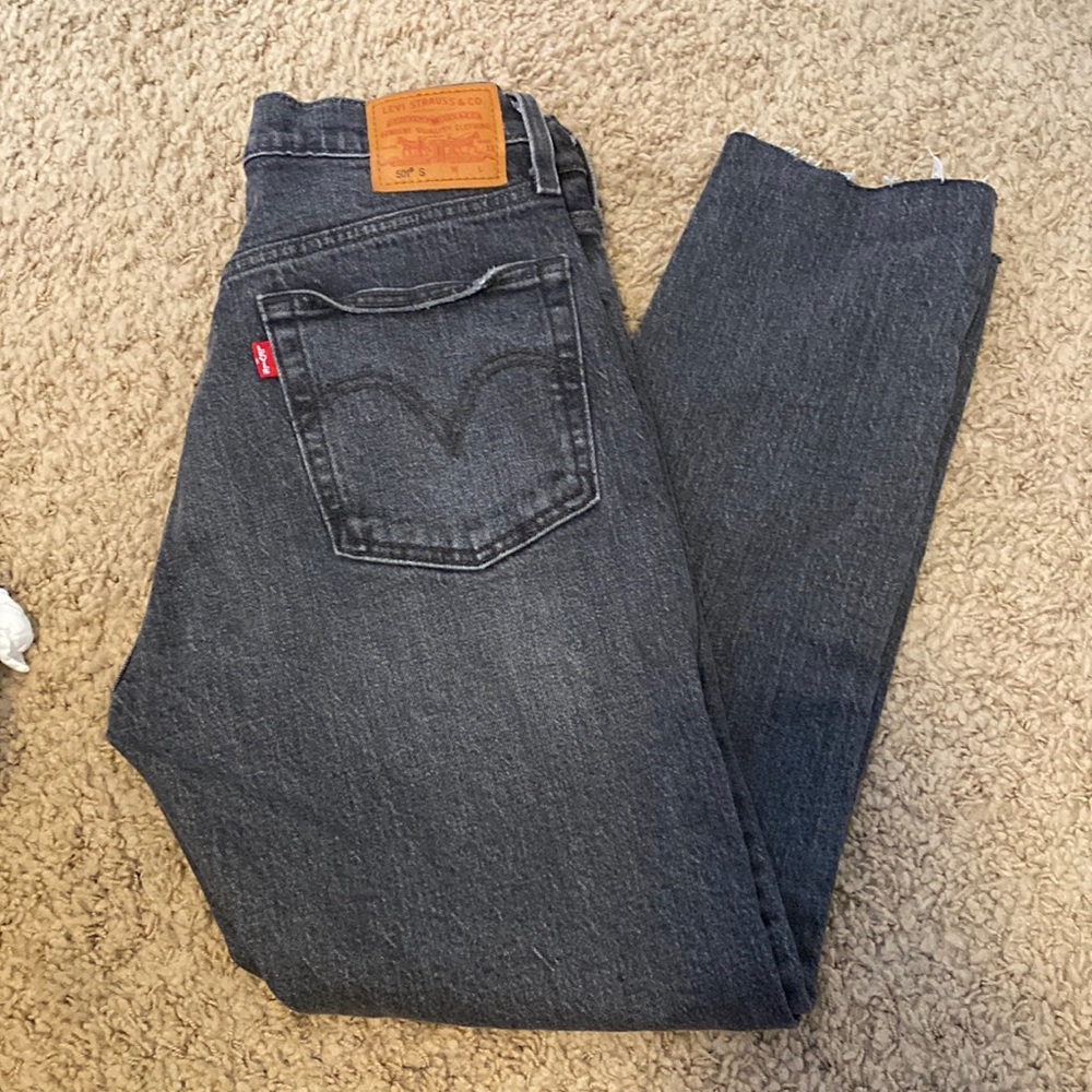 LEVI JEANS